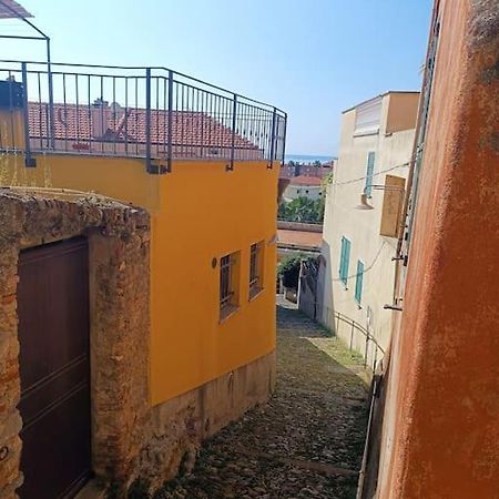 Casa Anna Apartment บอร์จิโอแวเรซซี ภายนอก รูปภาพ
